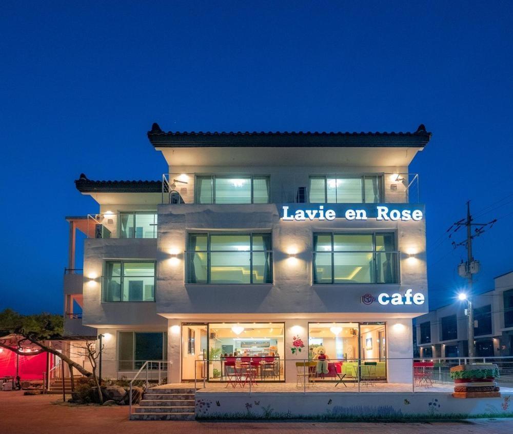 Gyeongju Labiang Rose Pension Exterior foto